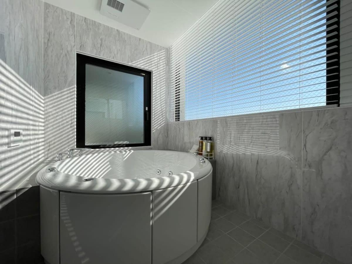 Bhotel Nekoyard - Scenic Penthouse Studio With Jacuzzi & Spacious Terrace Хіросіма Екстер'єр фото